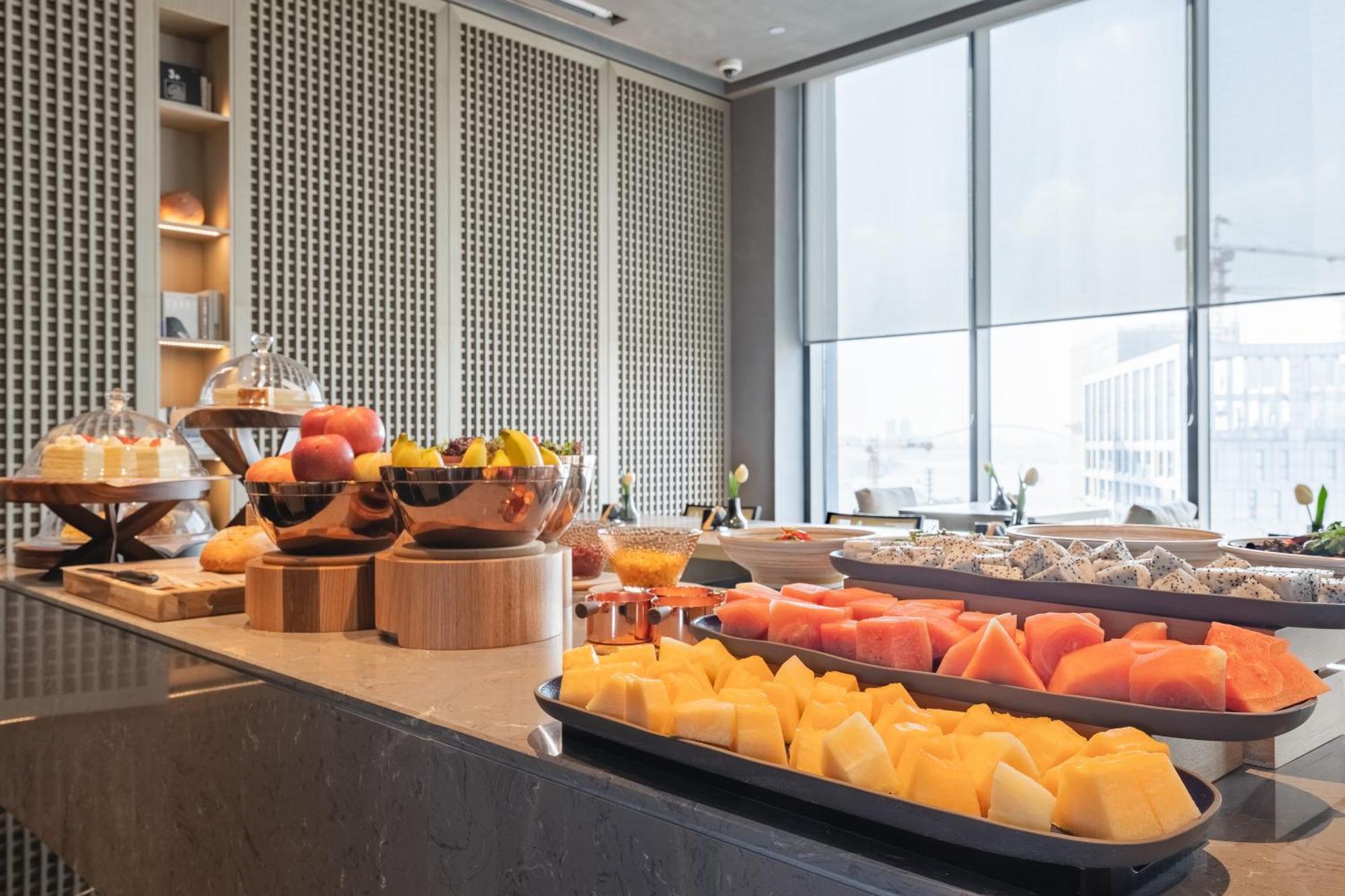 Atour S Lujiazui Expo Center Hotel