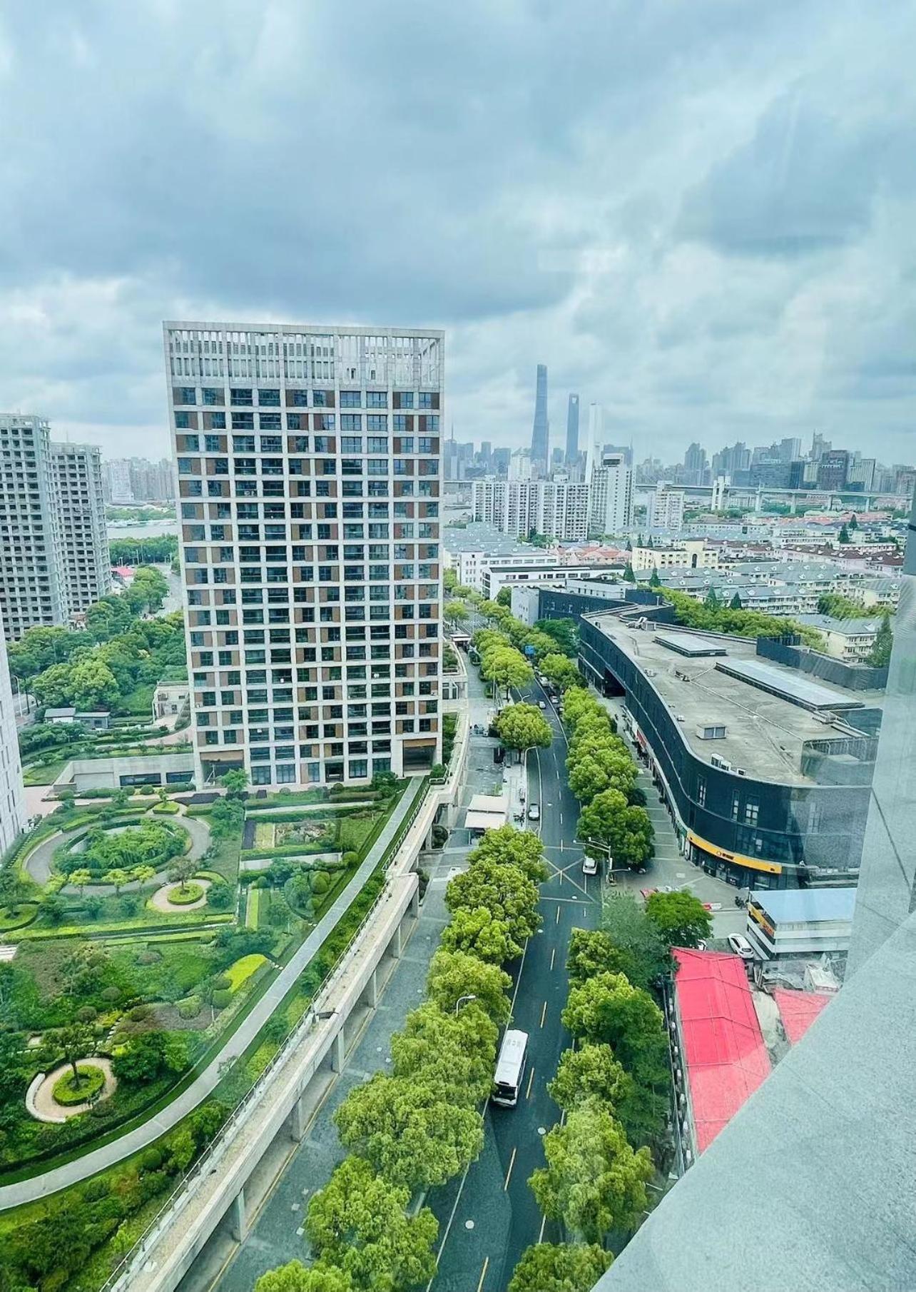 Atour S Lujiazui Expo Center 5*